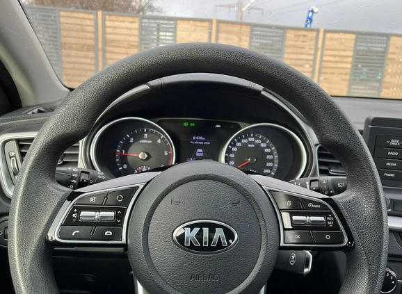 Kia Ceed cena 47900 przebieg: 156579, rok produkcji 2020 z Żory małe 596